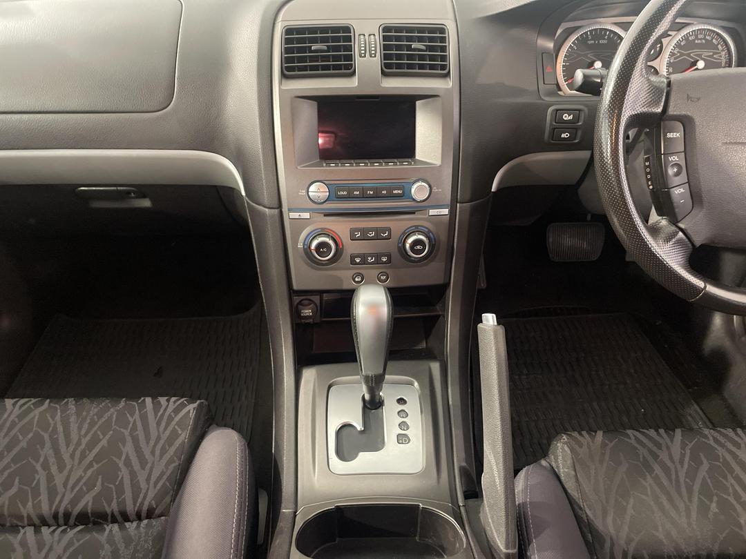 Photo '18' of Ford Falcon