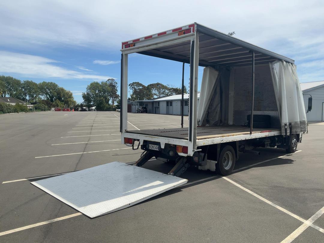 Photo '16' of Hino FD 1JLAG-HAU Curtainsider