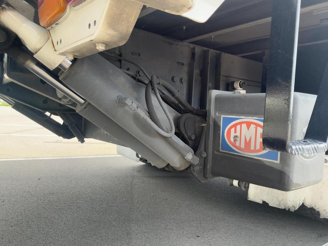 Photo '24' of Hino FD 1JLAG-HAU Curtainsider