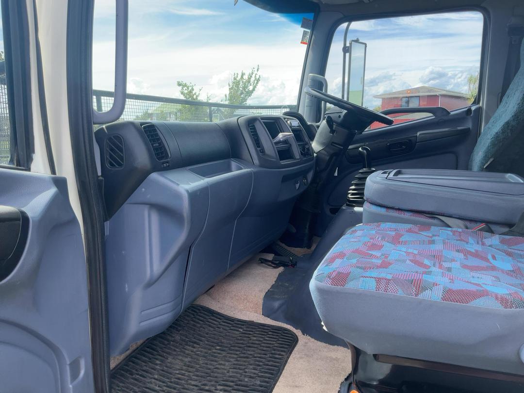 Photo '28' of Hino FD 1JLAG-HAU Curtainsider