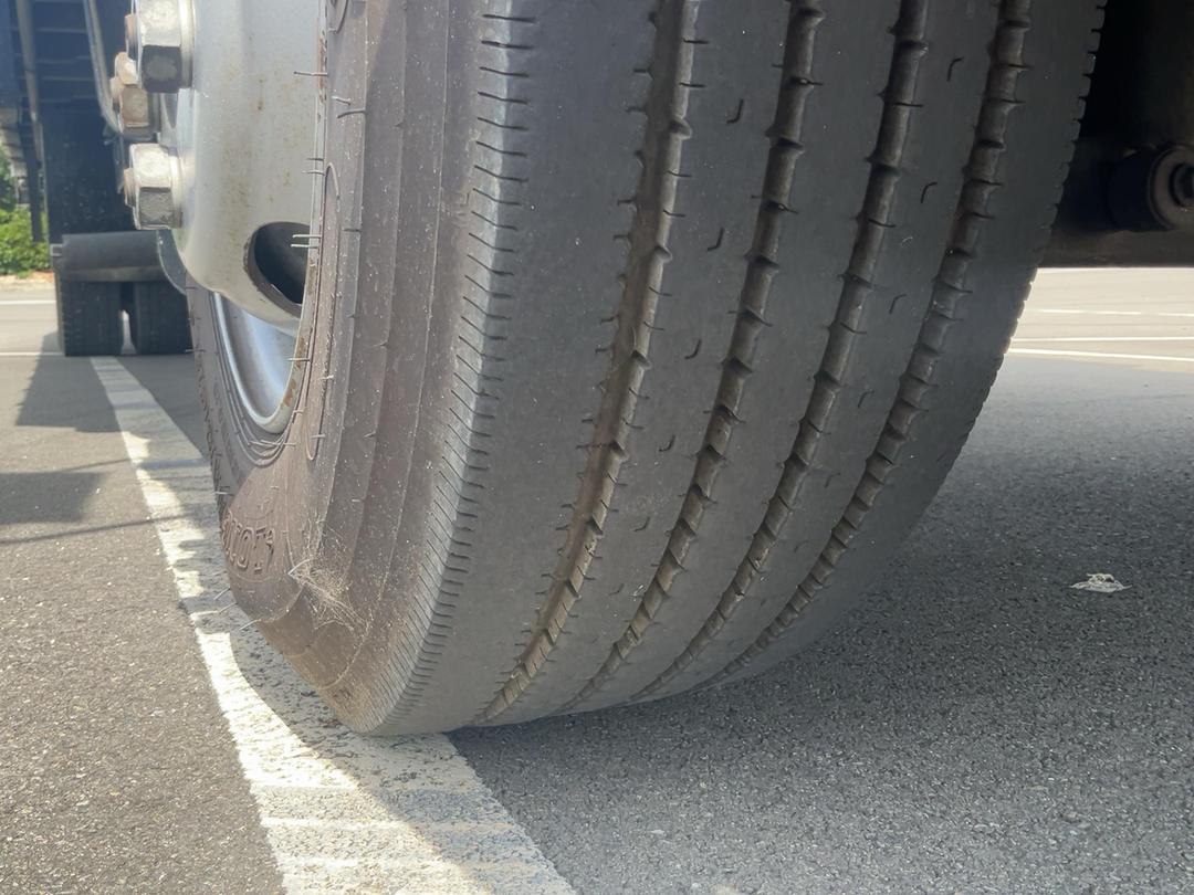 Photo '39' of Hino FD 1JLAG-HAU Curtainsider