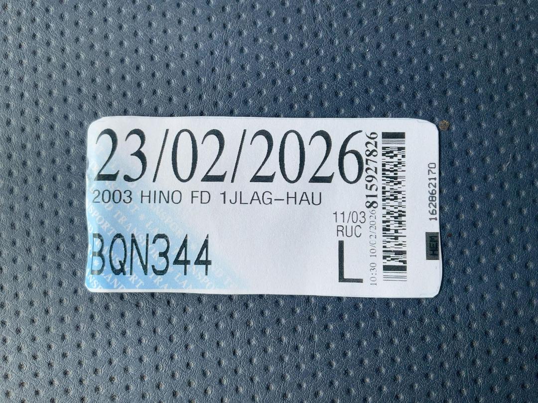 Photo '44' of Hino FD 1JLAG-HAU Curtainsider