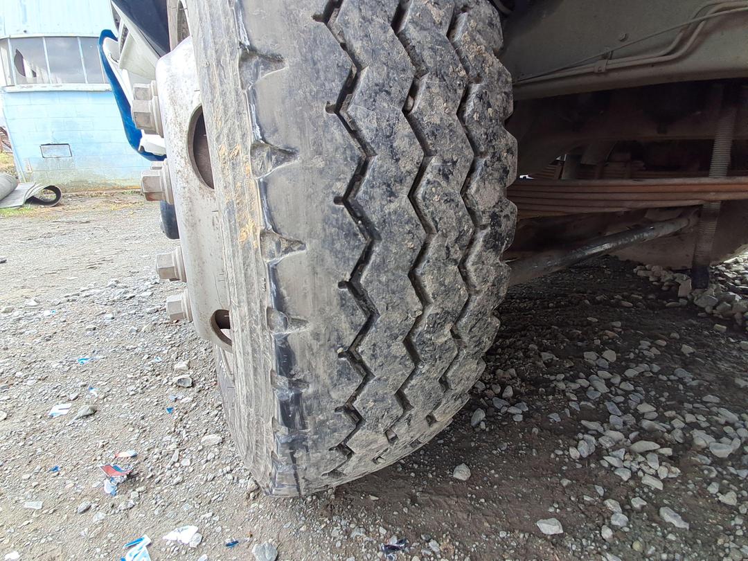 Photo '27' of Hino FY FYIKUL Curtainsider