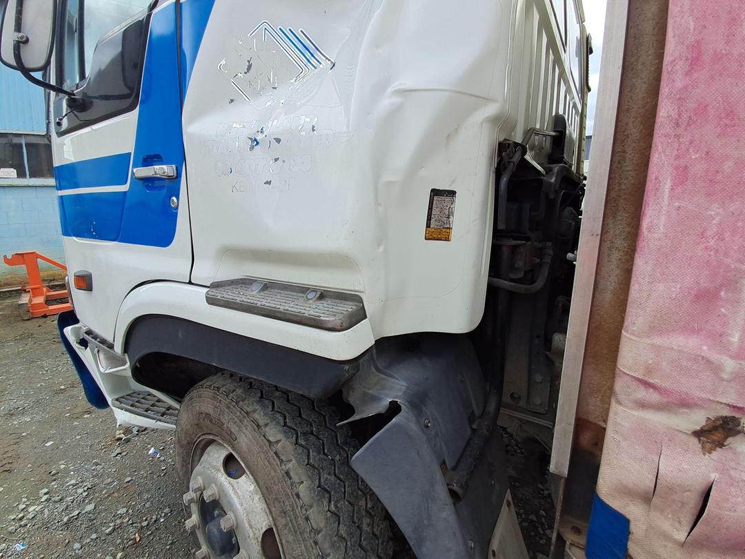 Photo '19' of Hino FY FYIKUL Curtainsider