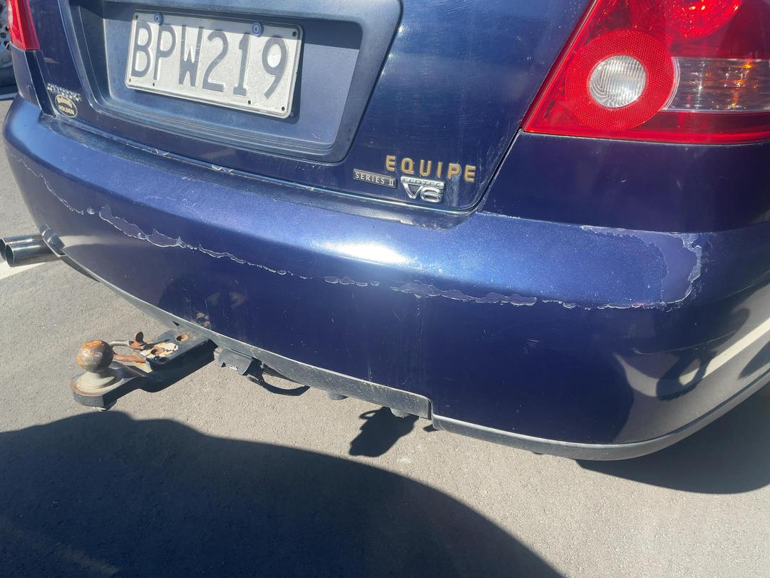 Photo '23' of Holden Commodore Equipe V6 Photo '23' of Holden Commodore Equipe V6
