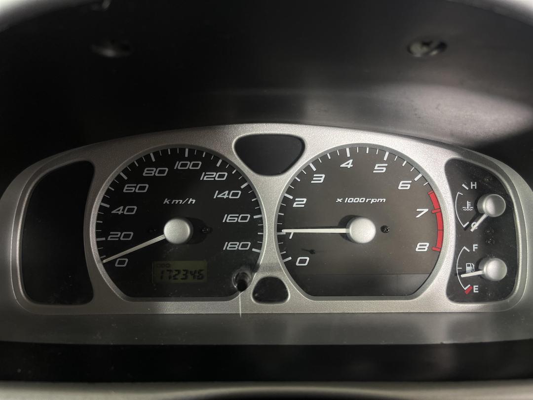 Photo '21' of Holden Cruze