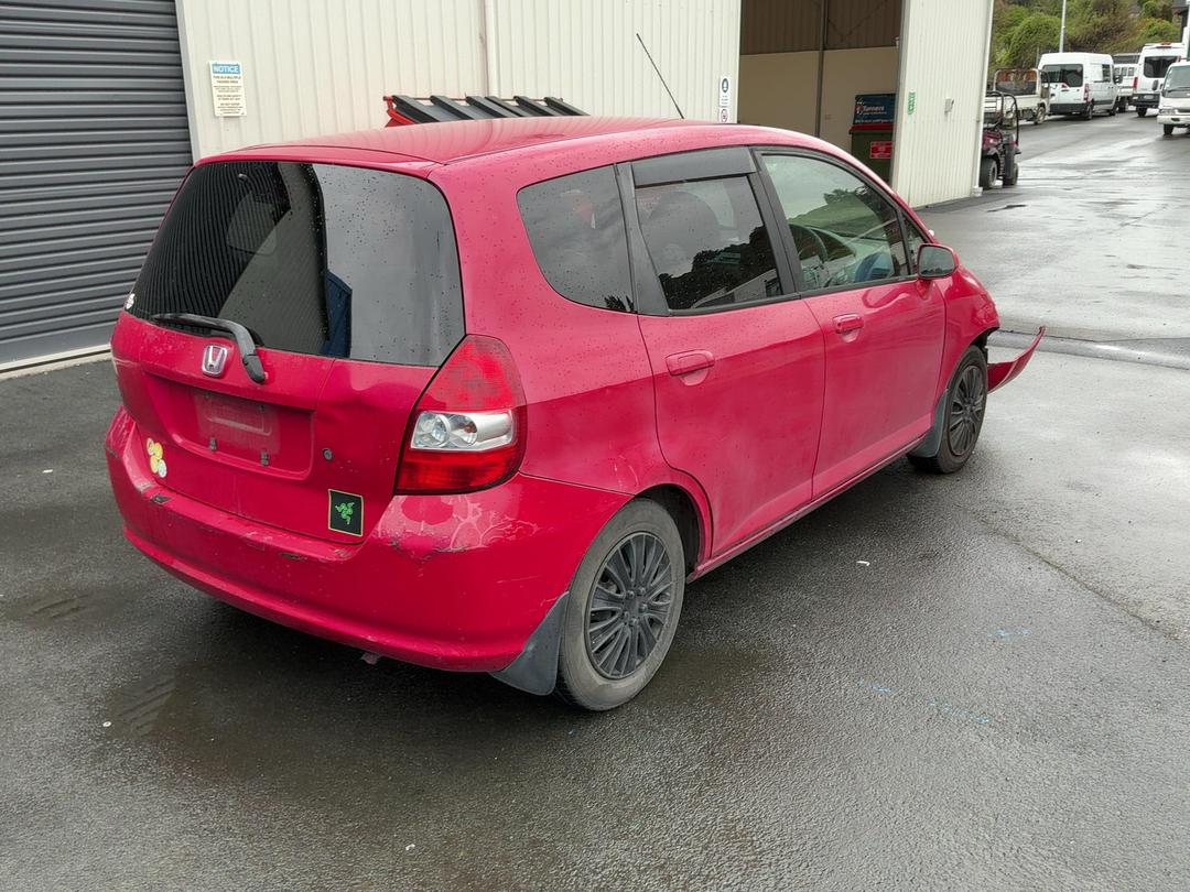 Photo '5' of Honda FIT Photo '5' of Honda FIT