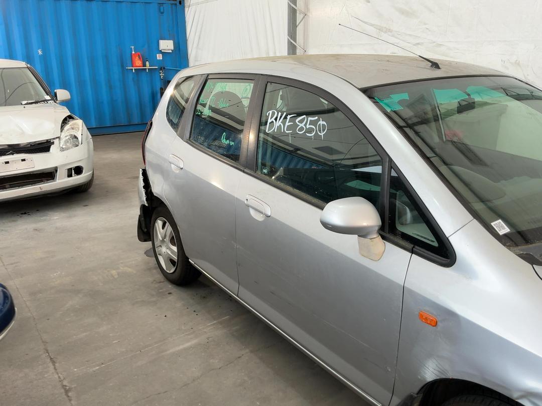 Photo '2' of Honda Jazz I Photo '2' of Honda Jazz I