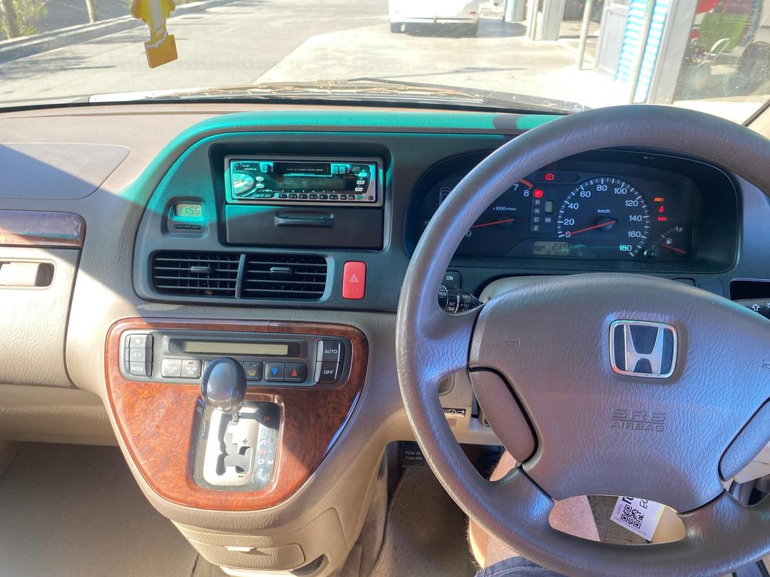 Photo '3' of Honda Odyssey