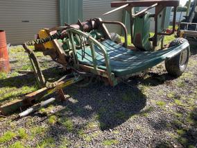 Photo '1' of hustler Round  Bale Feeder chainless 4000 chainless 4000 Baler