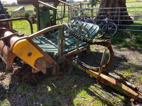 Photo '5' of hustler Round  Bale Feeder chainless 4000 chainless 4000 Baler