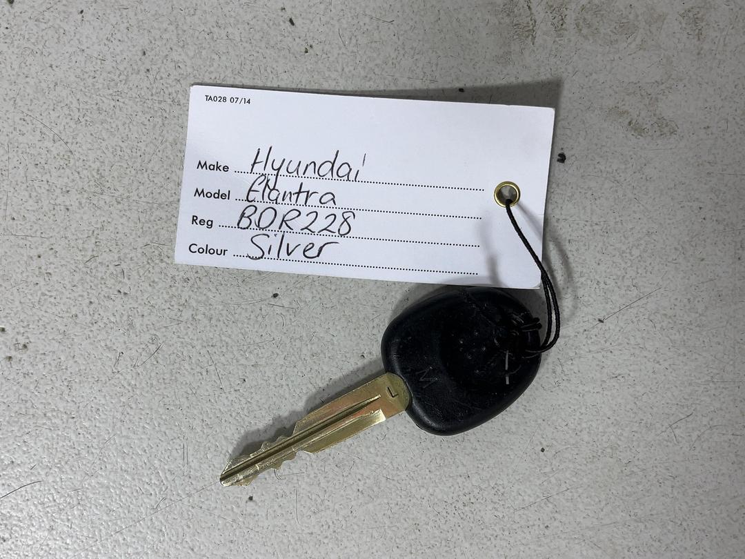 Photo '22' of Hyundai Elantra