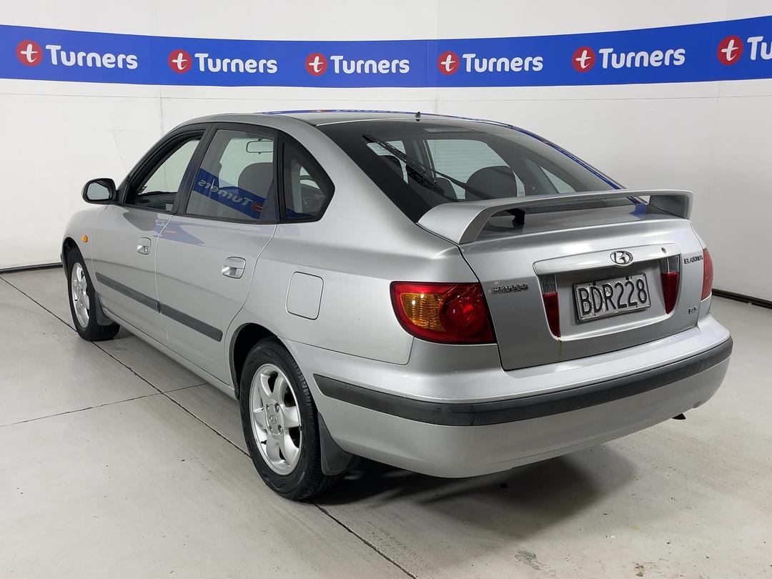 Photo '5' of Hyundai Elantra