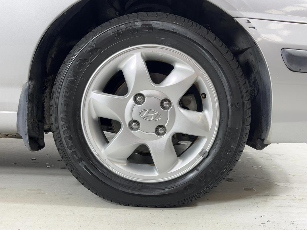 Photo '9' of Hyundai Elantra