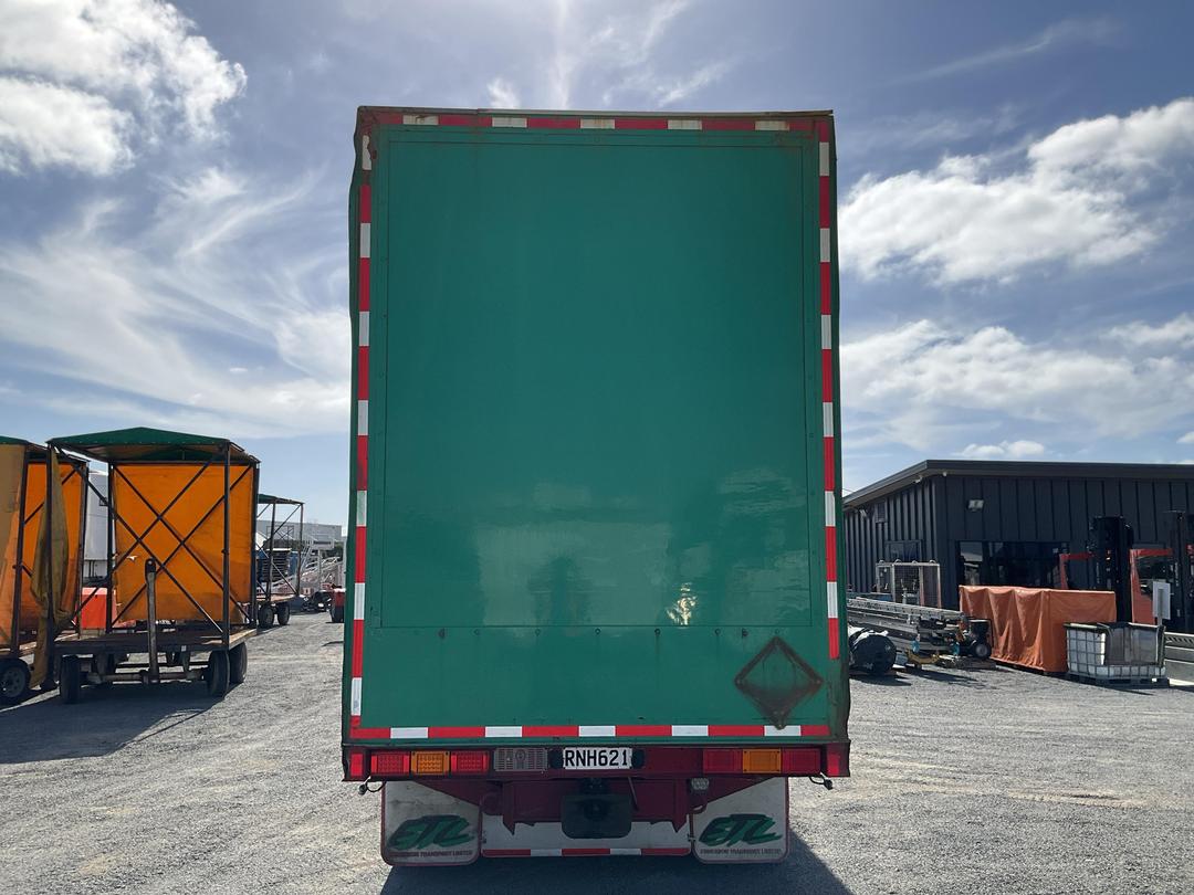 Photo '5' of Kenworth K104 Curtainsider