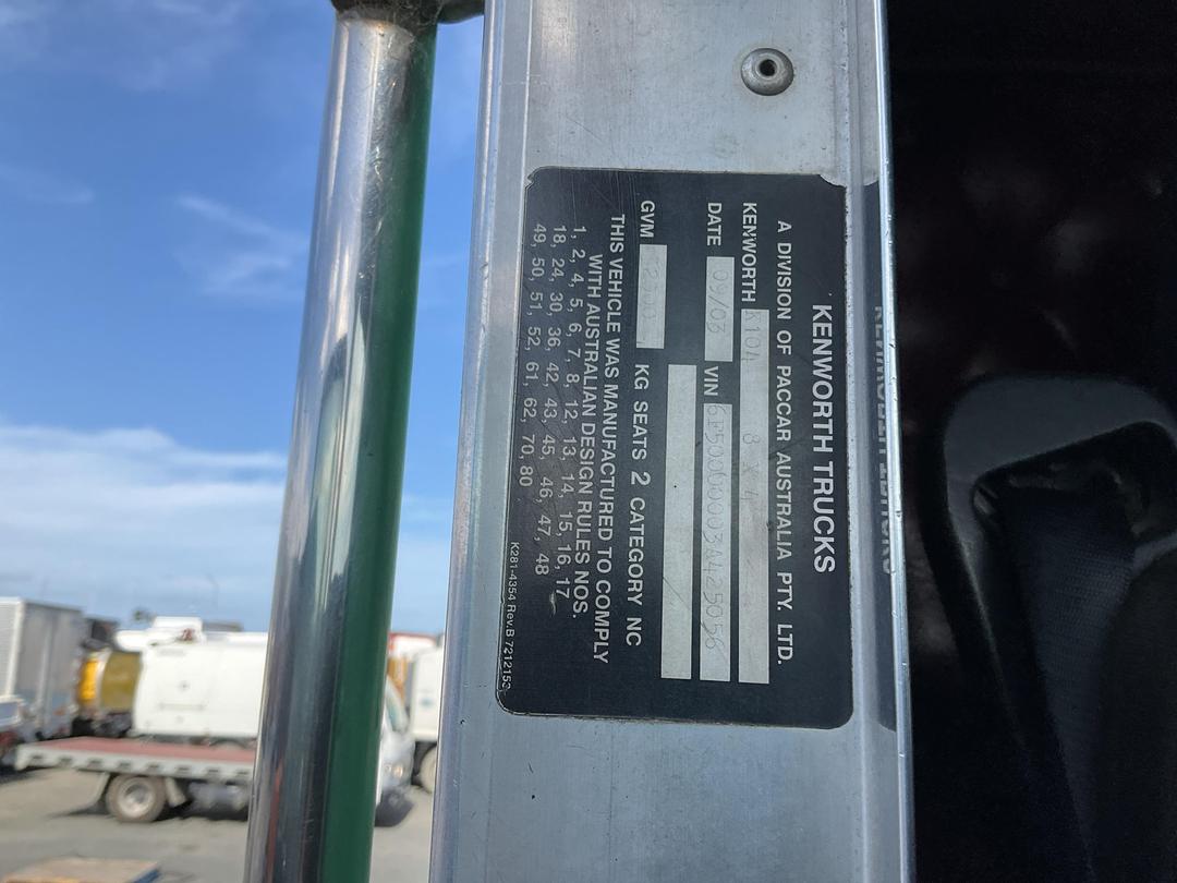 Photo '36' of Kenworth K104 Curtainsider