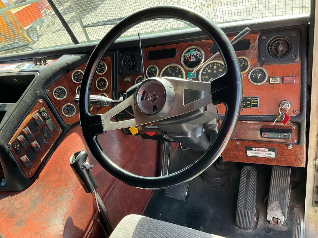 Photo '13' of Kenworth K104 Curtainsider