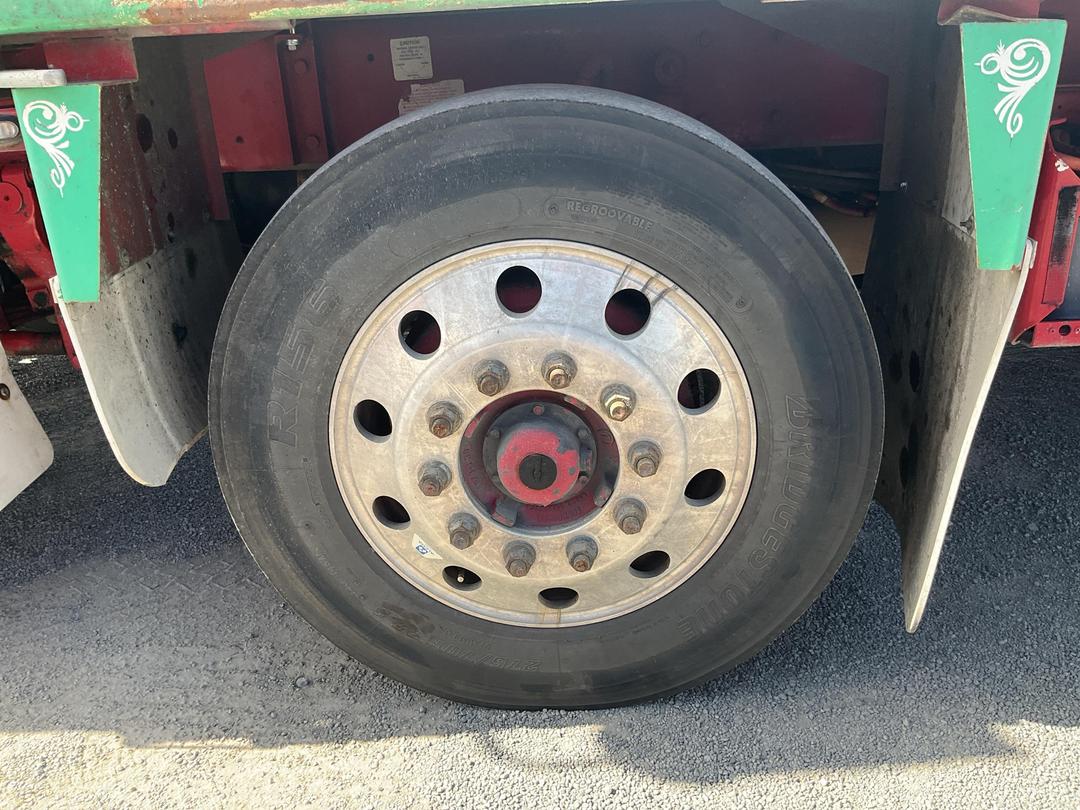 Photo '40' of Kenworth K104 Curtainsider