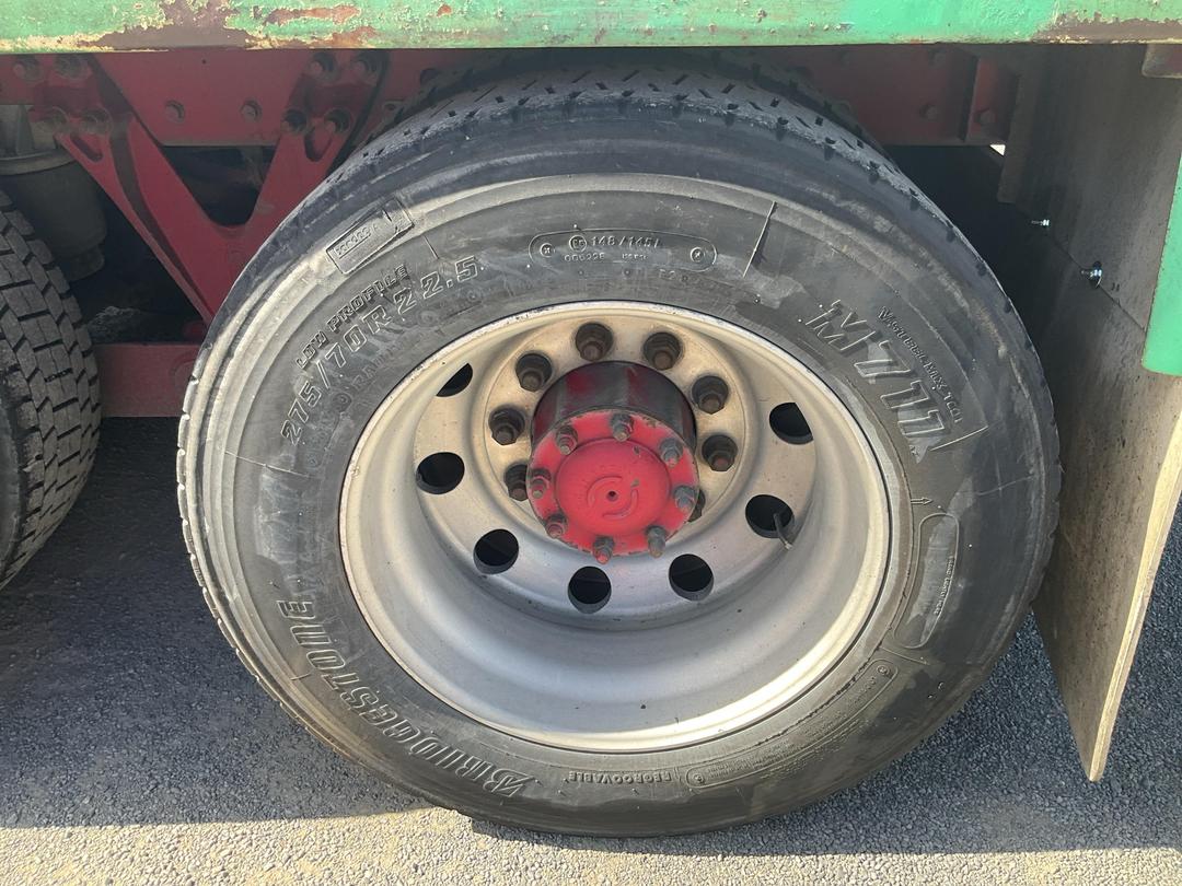 Photo '44' of Kenworth K104 Curtainsider