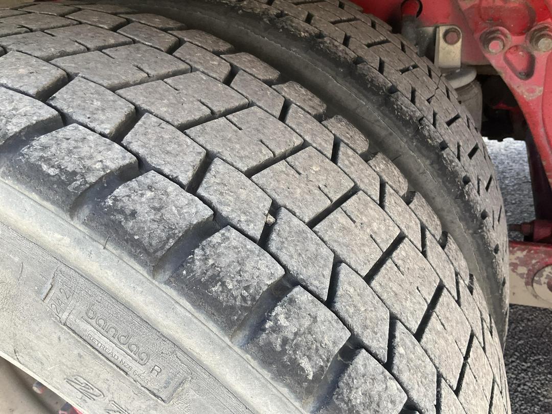 Photo '47' of Kenworth K104 Curtainsider