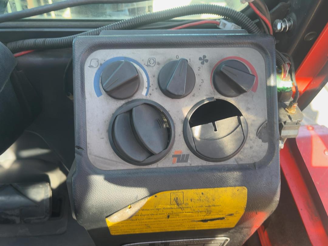 Photo '22' of Linde H45 Forklift