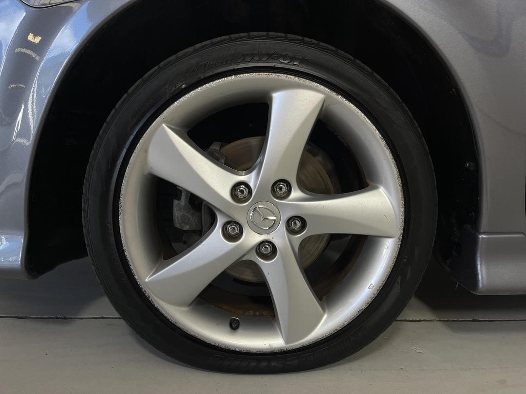 Photo '10' of Mazda Atenza