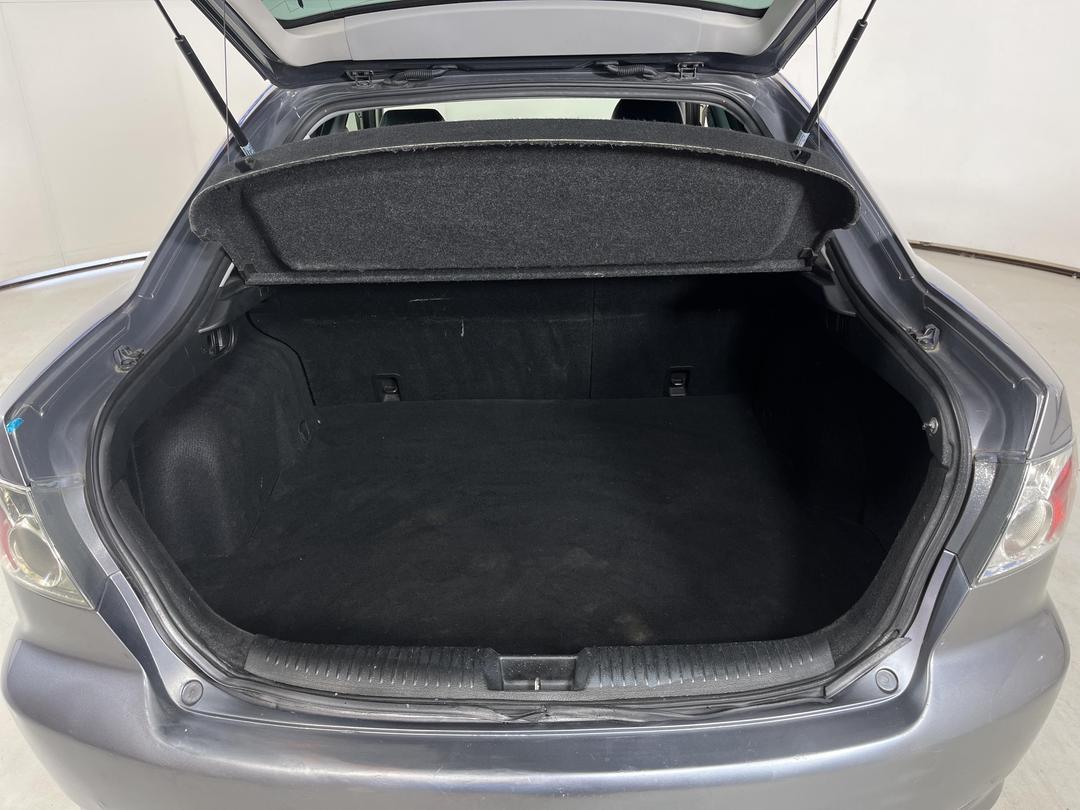 Photo '14' of Mazda Atenza