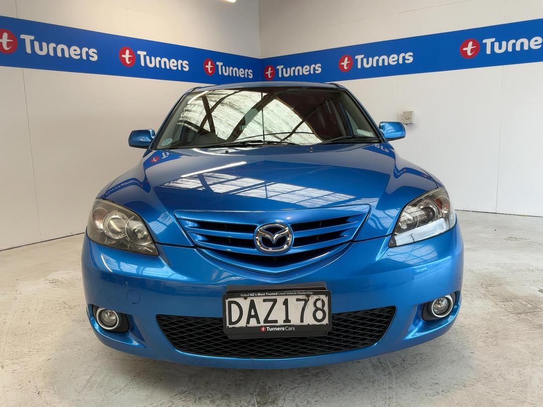 Photo '2' of Mazda Axela