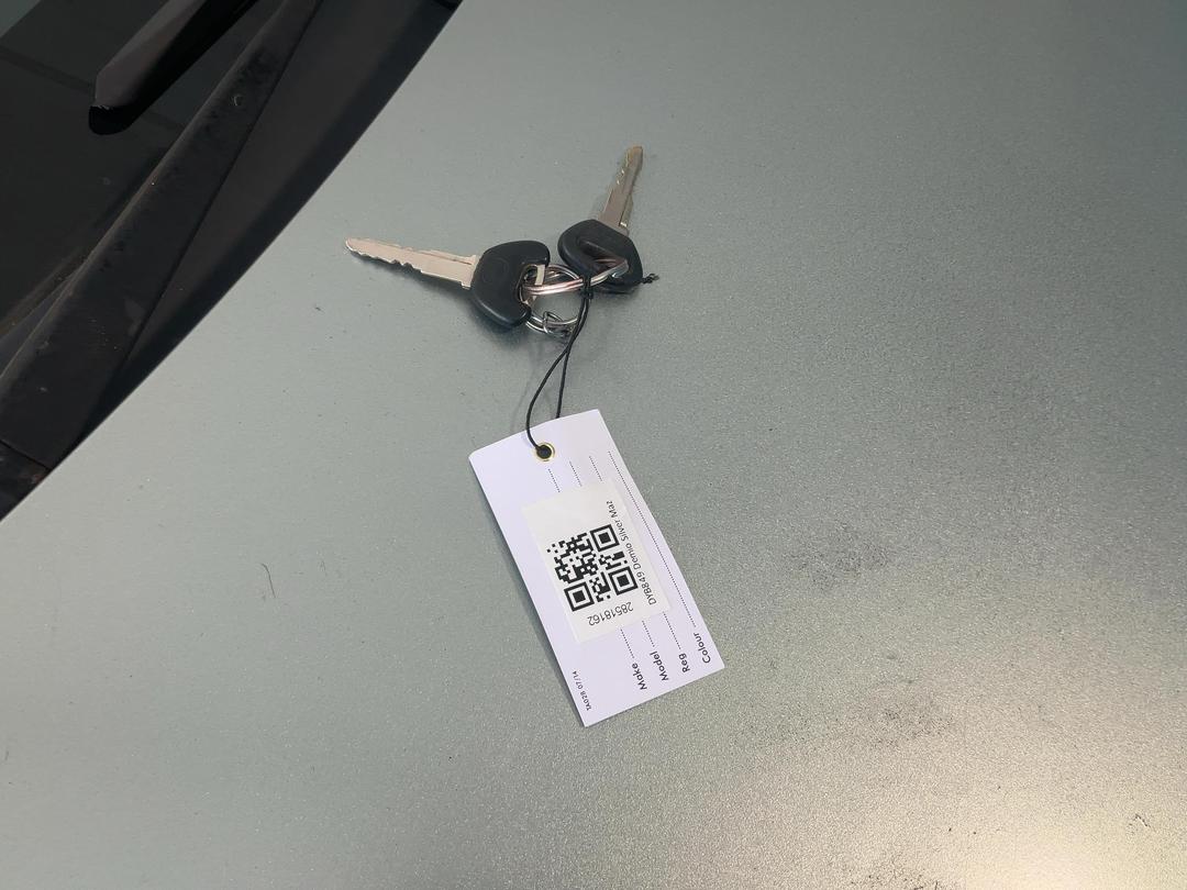 Photo '13' of Mazda Demio