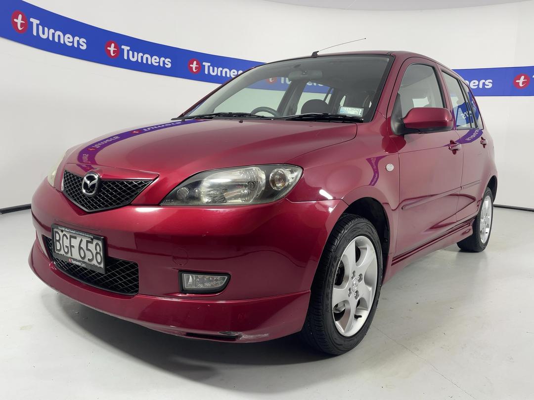 Photo '4' of Mazda Mazda2