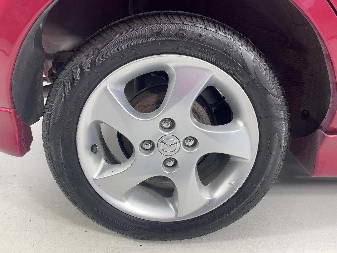Photo '12' of Mazda Mazda2
