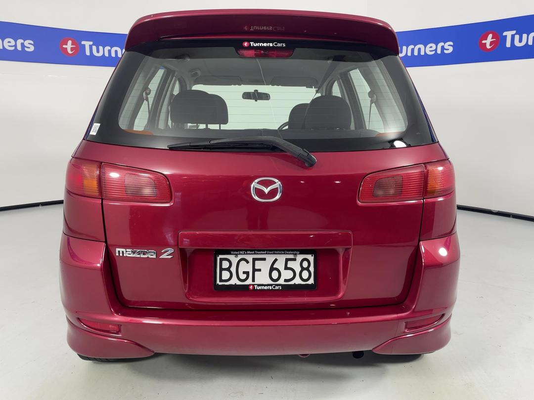 Photo '6' of Mazda Mazda2