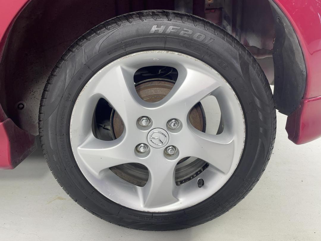 Photo '11' of Mazda Mazda2