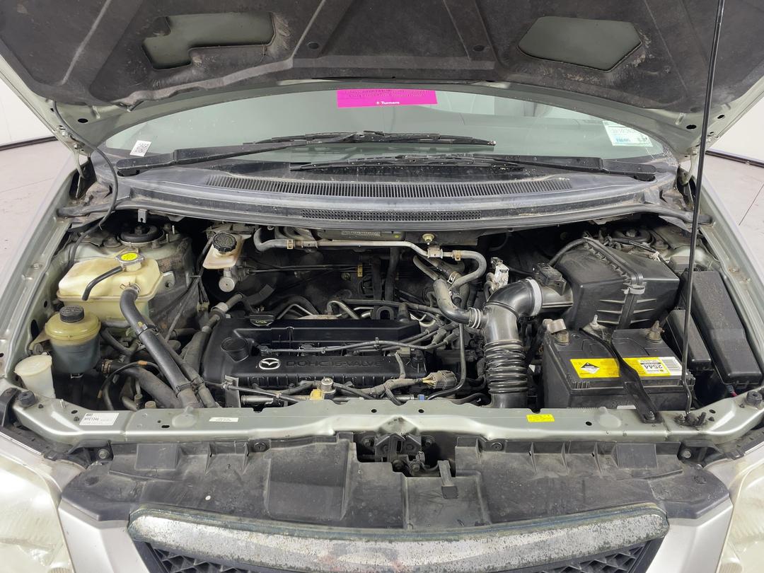 Photo '11' of Mazda MPV 2300