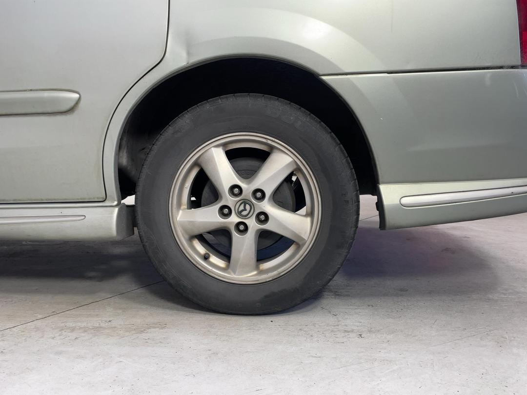 Photo '9' of Mazda MPV 2300
