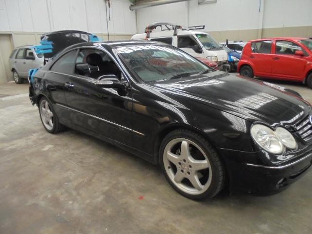 Photo '2' of Mercedes-Benz CLK-Class CLK CPE Avant Photo '2' of Mercedes-Benz CLK-Class CLK CPE Avant
