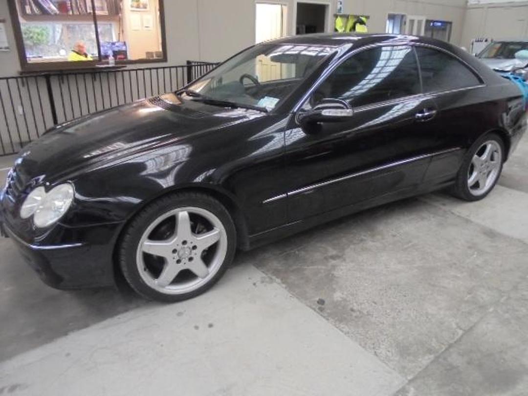Photo '4' of Mercedes-Benz CLK-Class CLK CPE Avant Photo '4' of Mercedes-Benz CLK-Class CLK CPE Avant