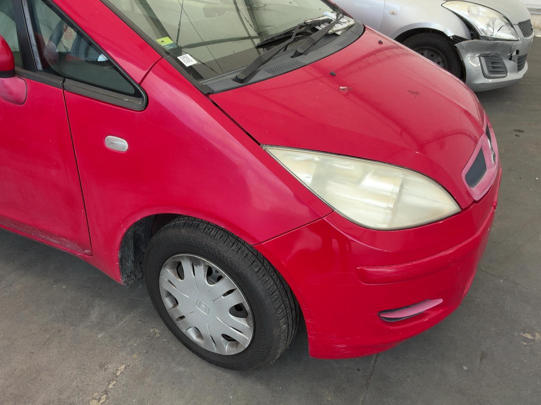 Photo '3' of Mitsubishi Colt Photo '3' of Mitsubishi Colt
