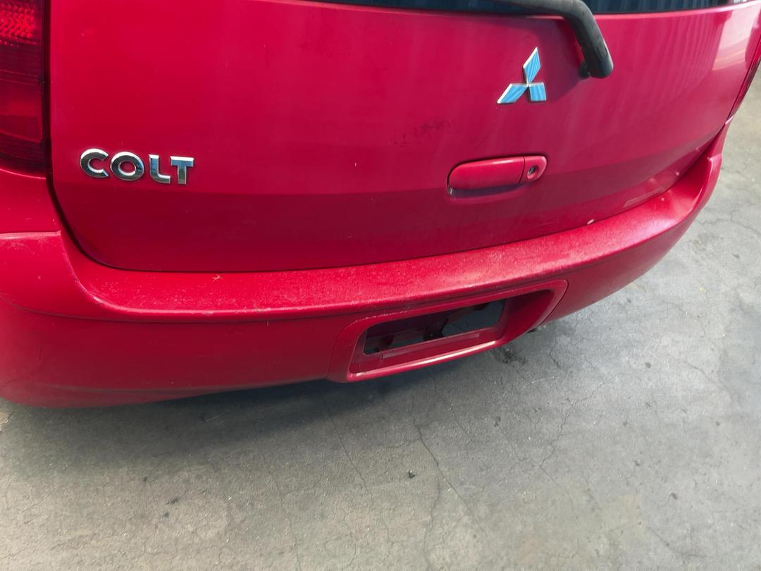 Photo '10' of Mitsubishi Colt Photo '10' of Mitsubishi Colt