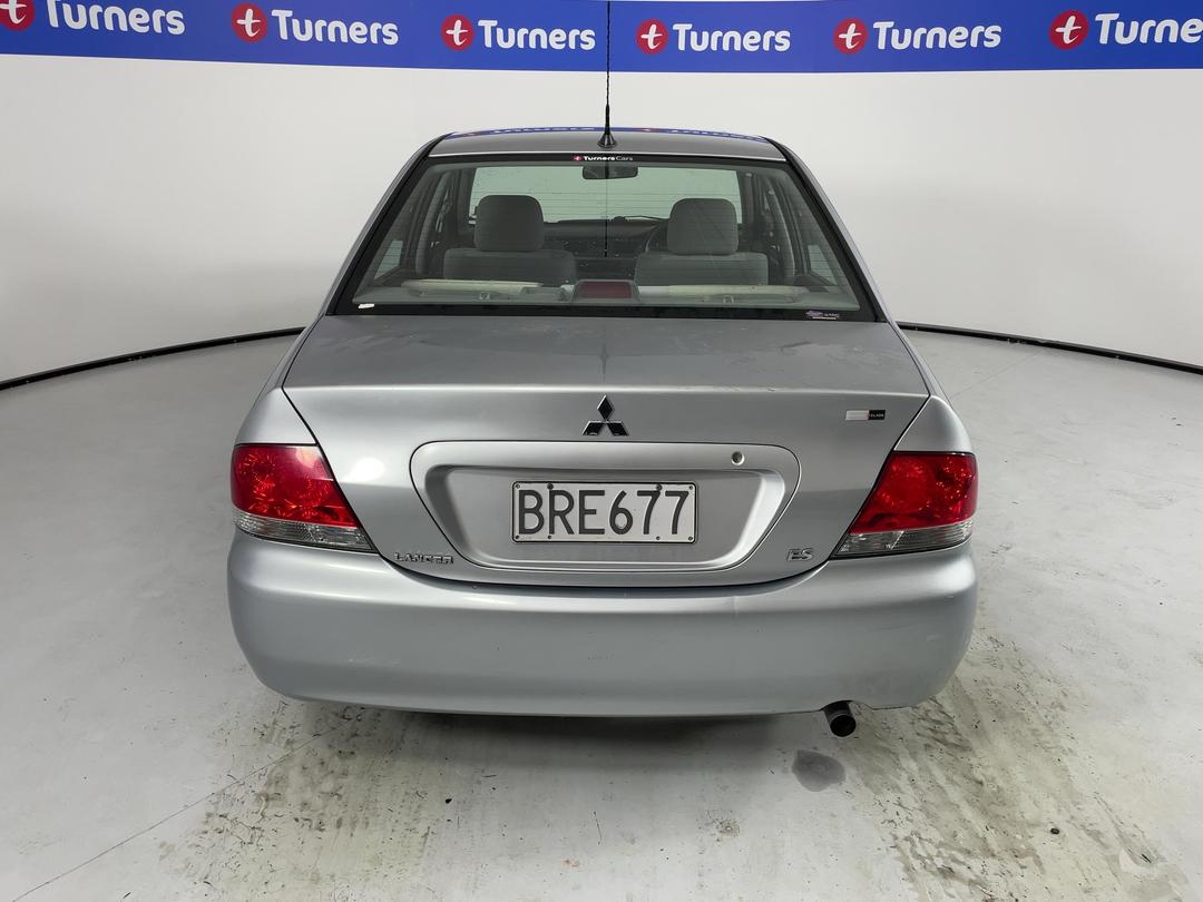 Photo '6' of Mitsubishi Lancer