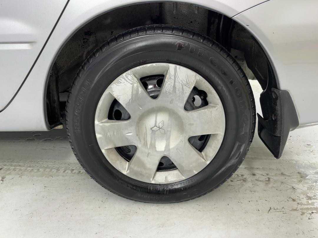 Photo '11' of Mitsubishi Lancer