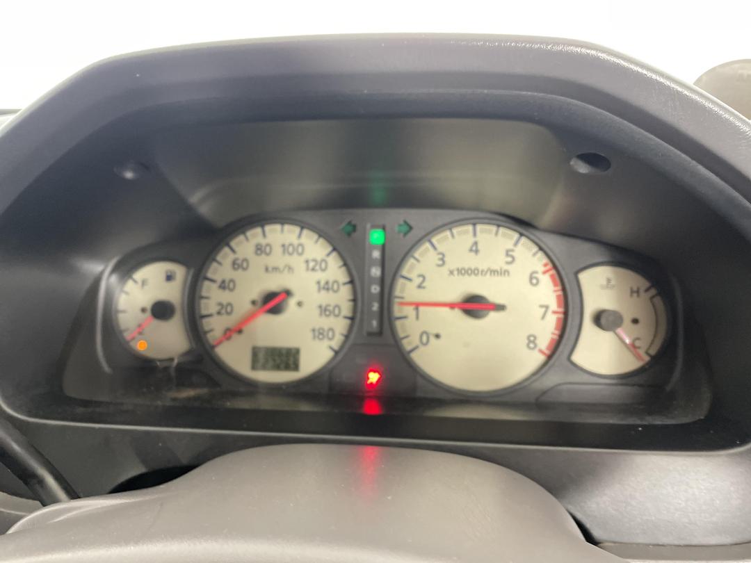 Photo '20' of Nissan Caravan