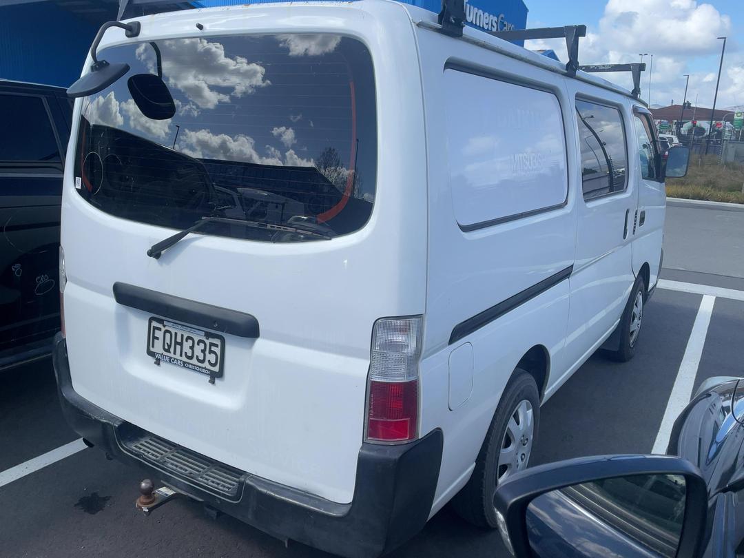 Photo '6' of Nissan Caravan Photo '6' of Nissan Caravan