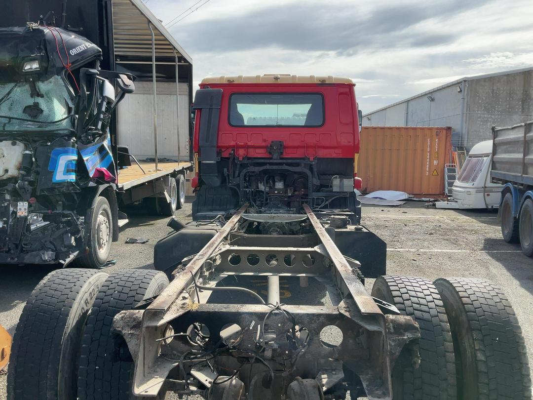 Photo '4' of Nissan Diesel PK220 Cab Chassis