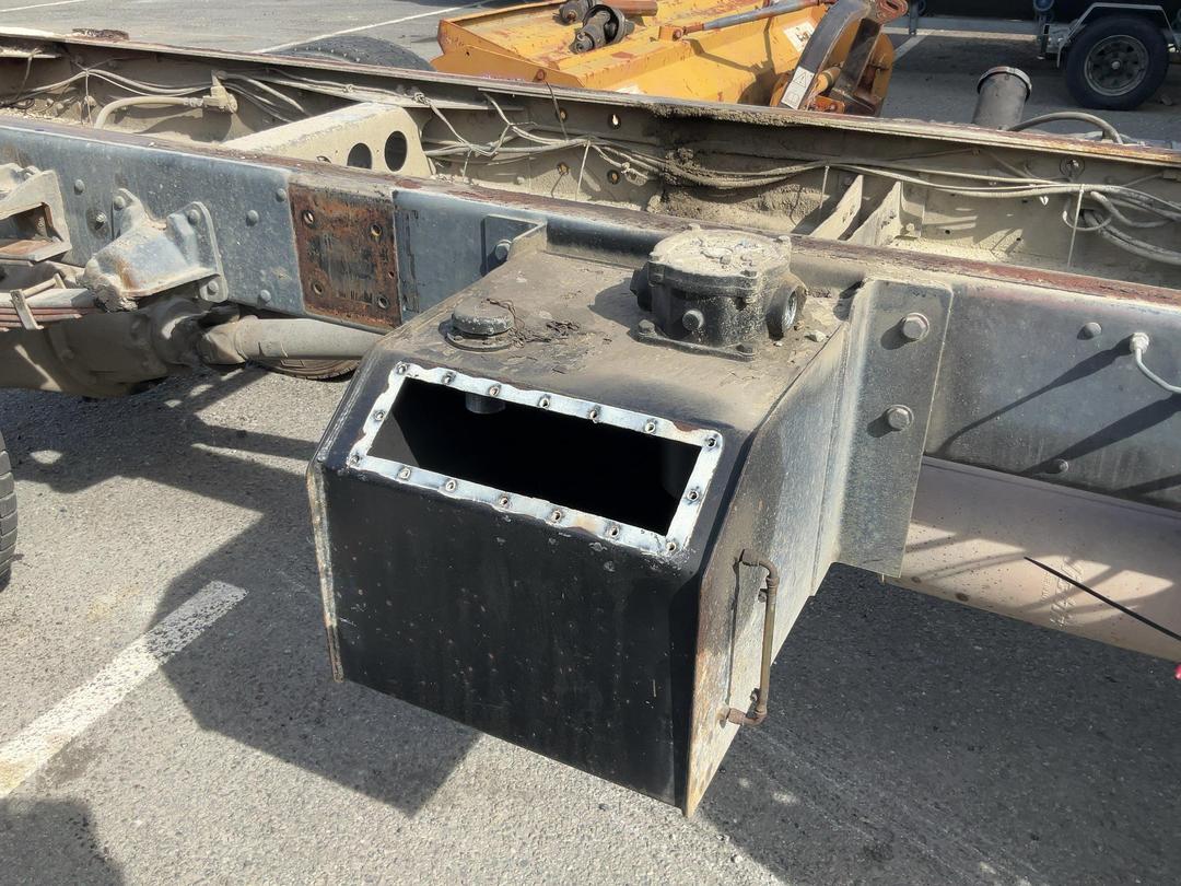 Photo '16' of Nissan Diesel PK220 Cab Chassis