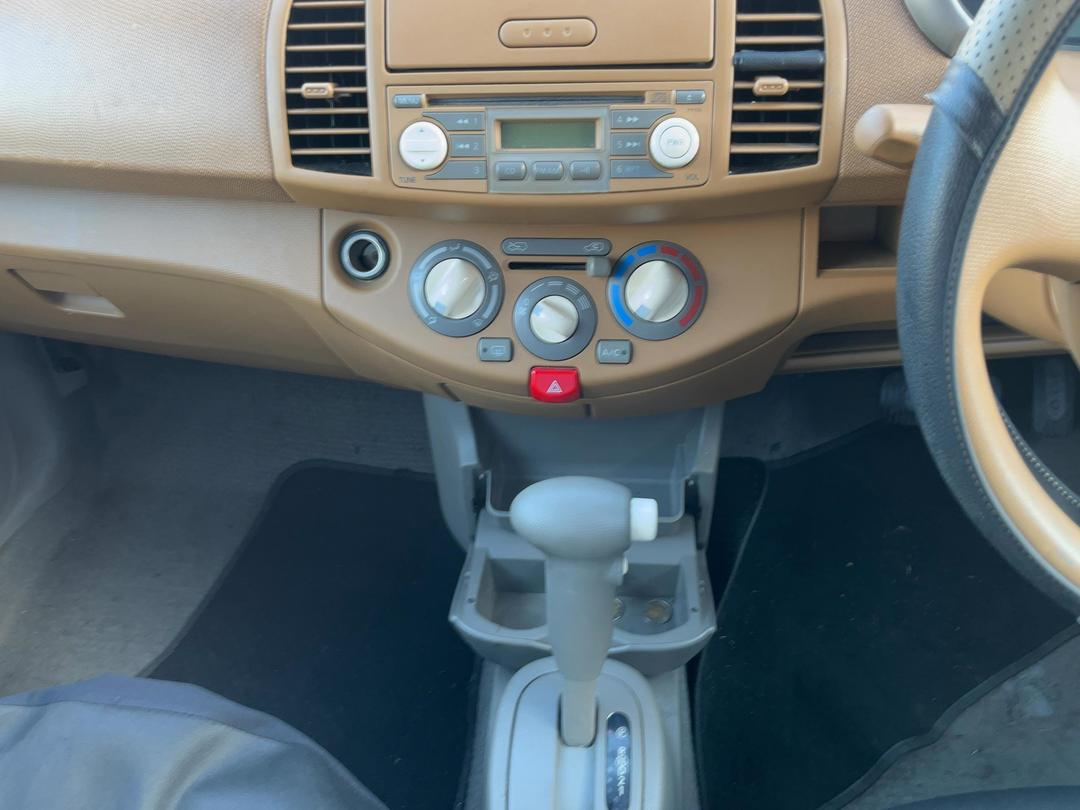 Photo '15' of Nissan March Photo '15' of Nissan March