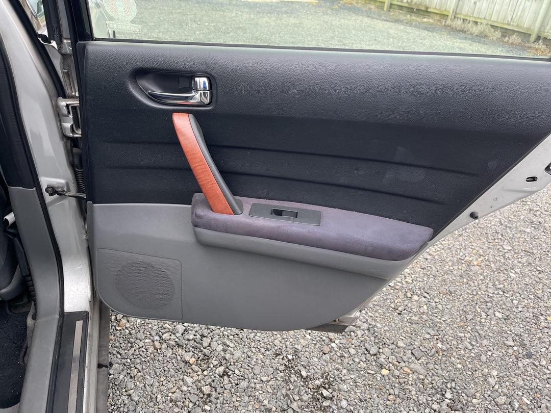 Photo '17' of Nissan Teana