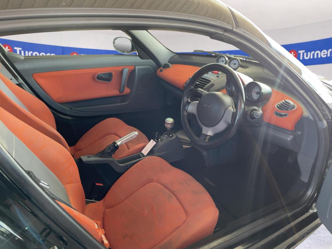 Photo '16' of Smart Roadster