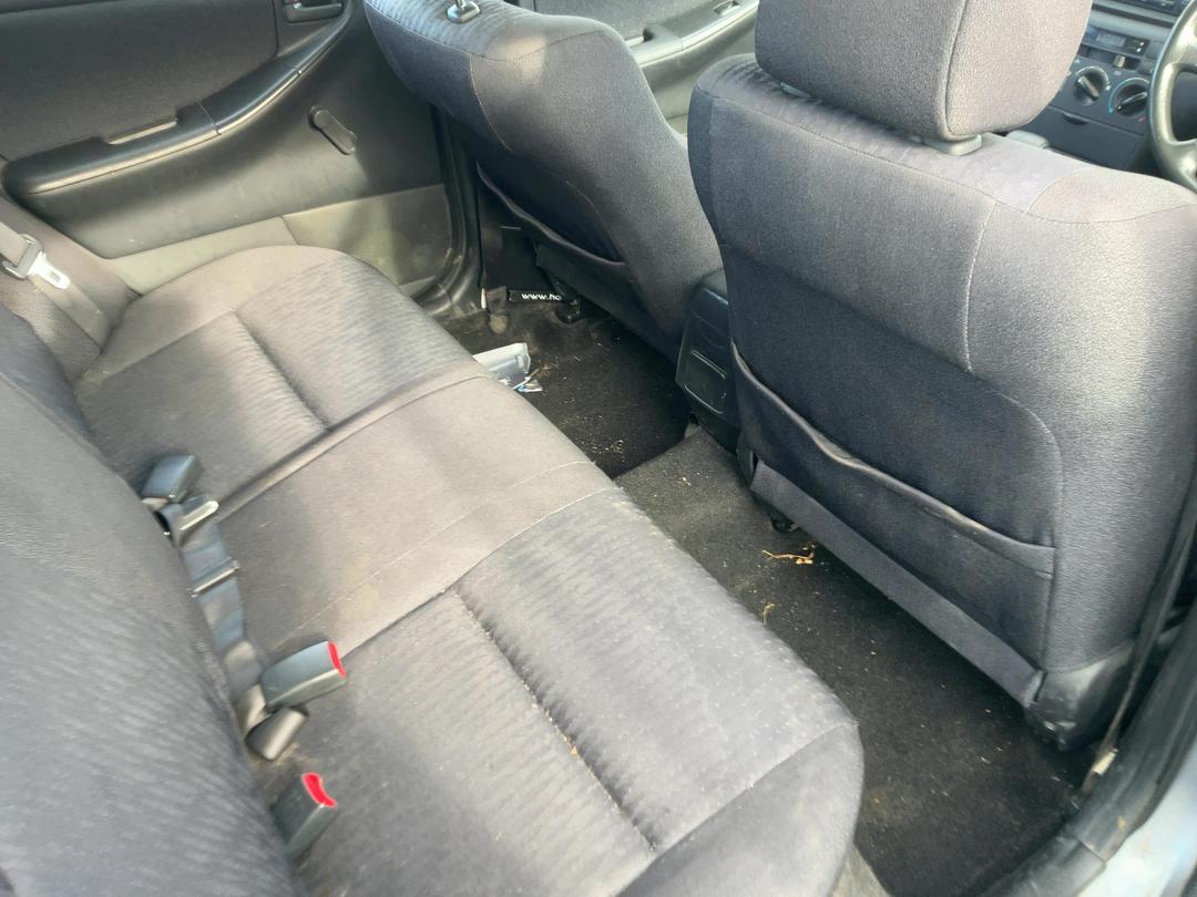 Photo '10' of Toyota Corolla GL