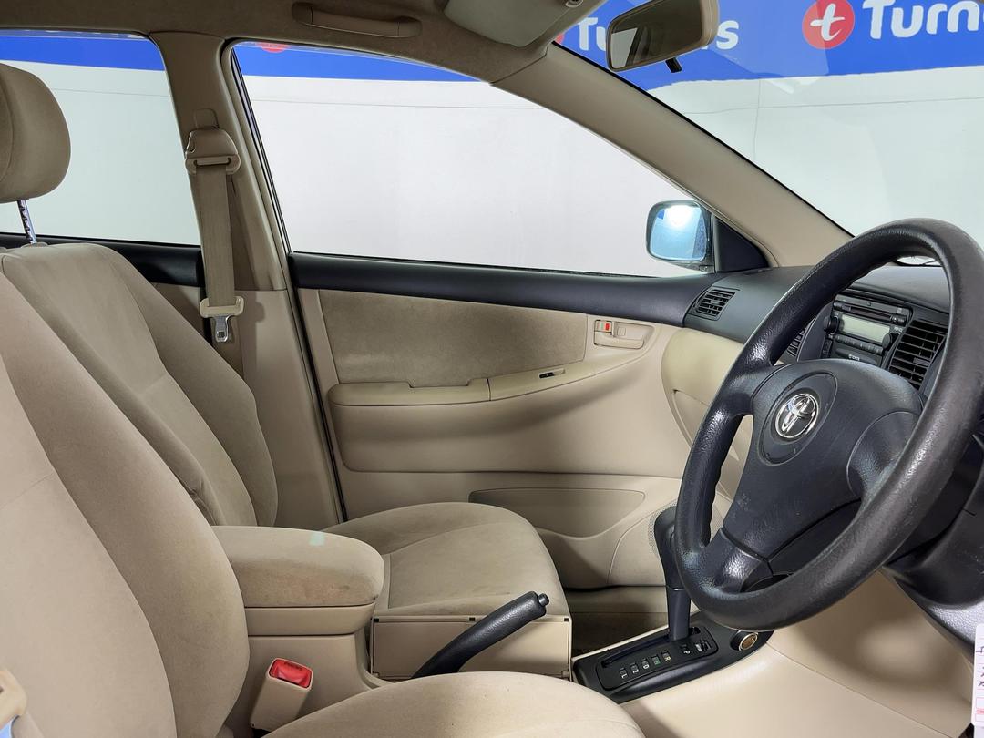 Photo '16' of Toyota Corolla